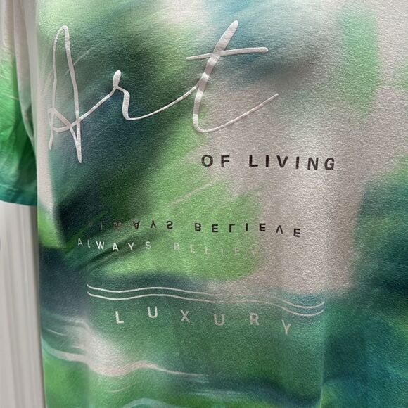 RABE ROUND NECK TEXT PRINT TOP. - Picture 5 of 9